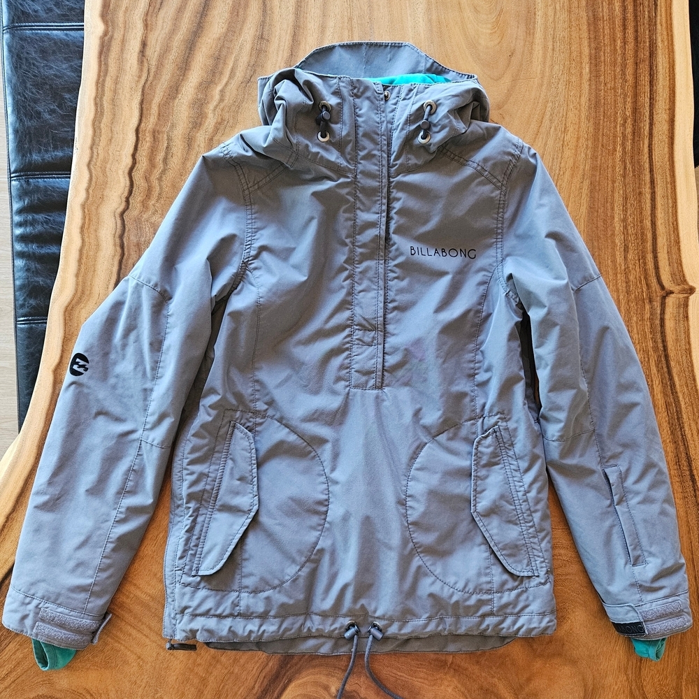 Y2K Billabong Ski /Snowboard Jacket Grey Women's Rare Find Size S